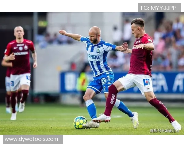 揭秘足球球星背后的营养师团队如何助力顶级运动员提升竞技状态