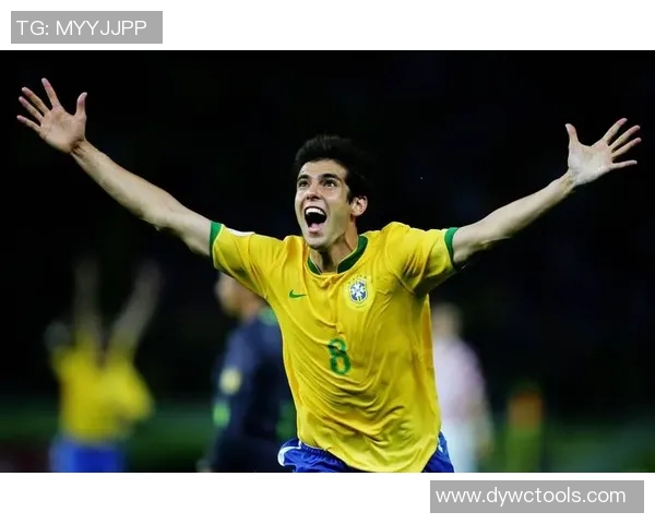 足球巨星风采:深入解读全球顶级球员的成长与辉煌成就 足球巨星风采:深入解读全球顶级球员的成长与辉煌成就